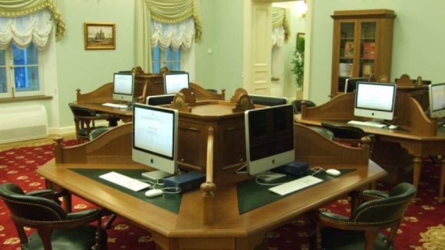 Ельцинская библиотека меняет мегабайты на рубли