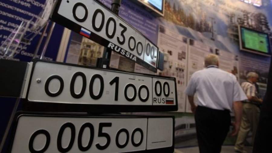 В Госдуме обещают легализовать продажу «красивых» автономеров