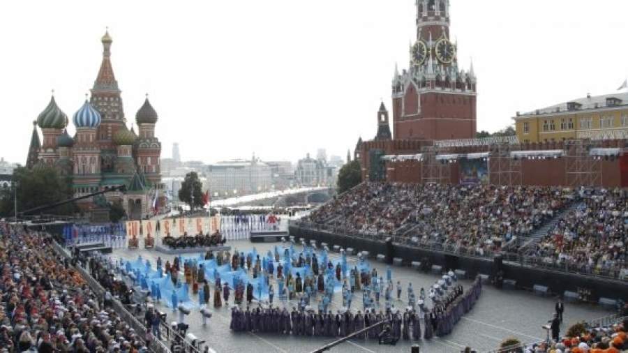 Москва вернулась на Красную площадь