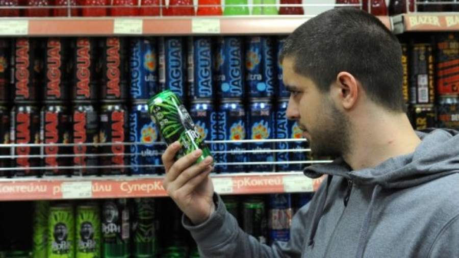 Регионы запрещают продажу слабоалкогольных энергетиков