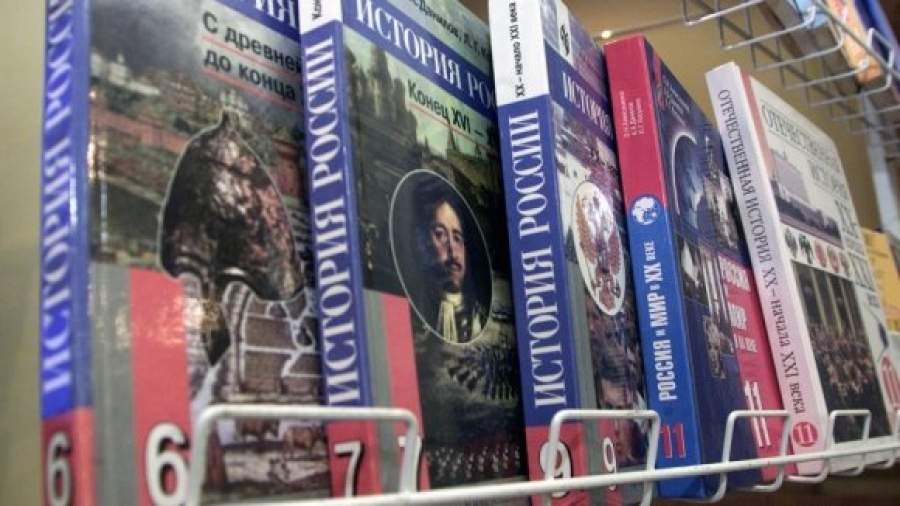 Бизнес просится в единый учебник истории