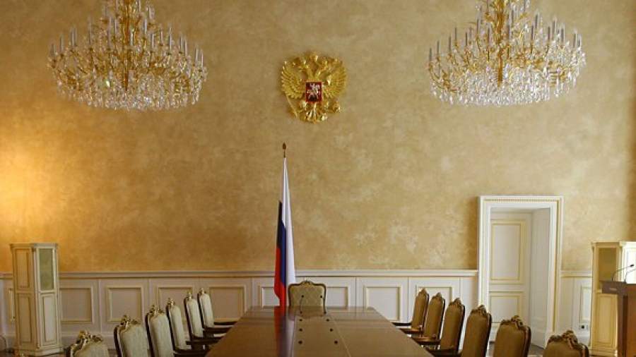 Кремль формирует коалиционное правительство