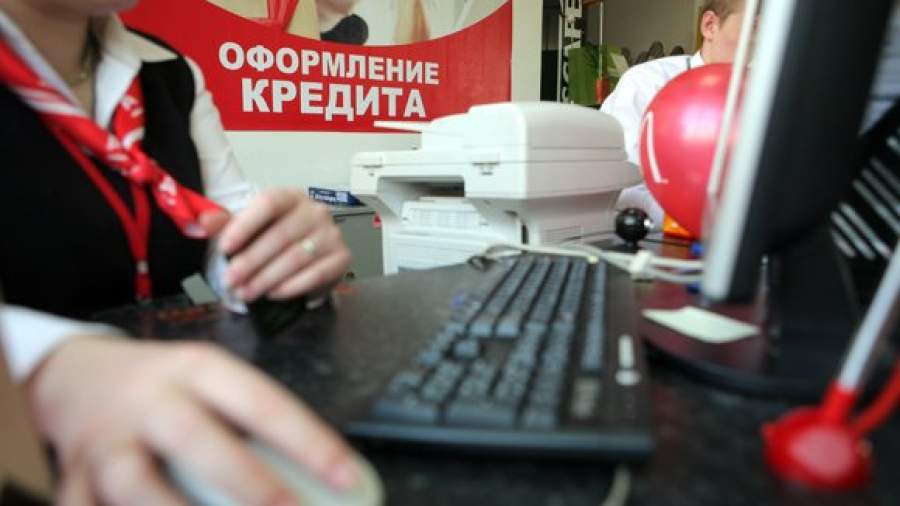 ЦБ впервые с кризиса зафиксировал рост просрочки по потребкредитам