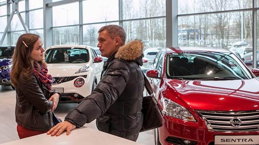 Автолюбители перестали копить