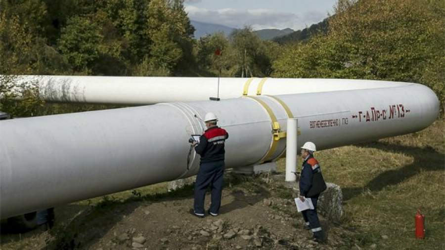 «Роснефть» и НОВАТЭК задержали рост тарифов на прокачку газа