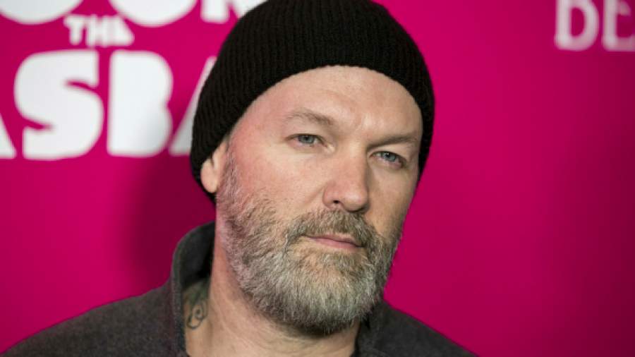 Limp Bizkit предлагают спеть песню в память жертв крушения А321