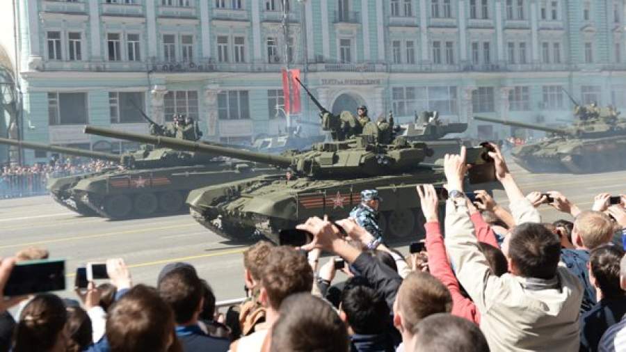 Больше всего россияне доверяют рабочим, учителям и военным