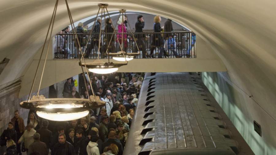 По данным МЧС, большая часть станций столичного метро небезопасны