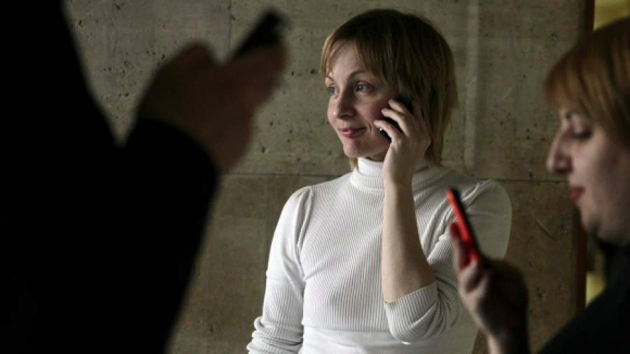 В России создали конкурента YotaPhone — TaigaPhone