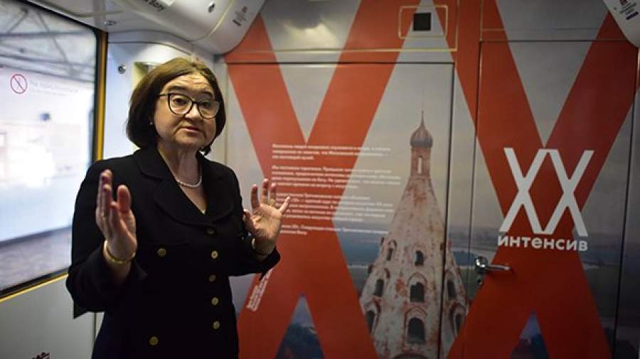 Лентулов и Малевич спустились в метро