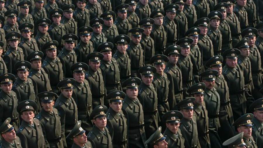 Военных хотят защитить от китайской формы