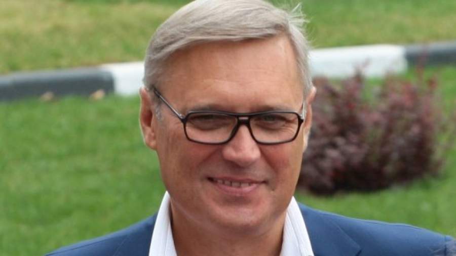 Касьянов проигнорировал выборы, уехав на отдых в Ниццу