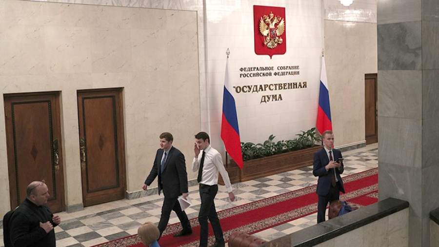 Госдума нашла деликатный способ учить новых депутатов этике