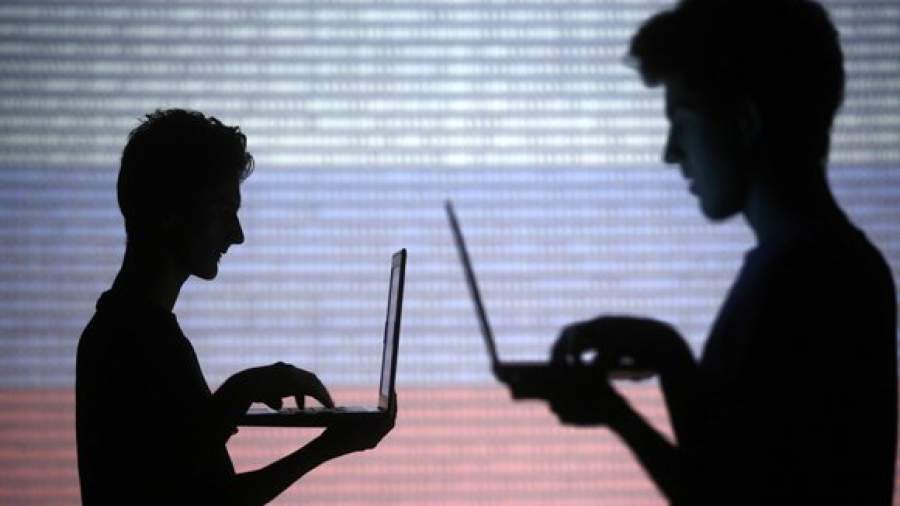 «Единая Россия», «Яблоко» и ЛДПР стали лидерами присутствия в Сети
