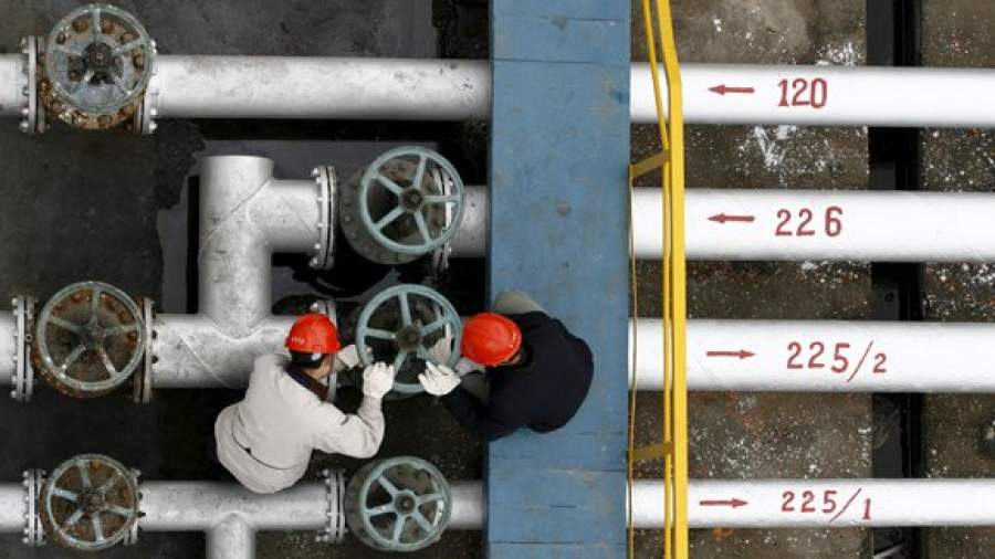 Саудовская Аравия и Иран спровоцировали падение цены на нефть