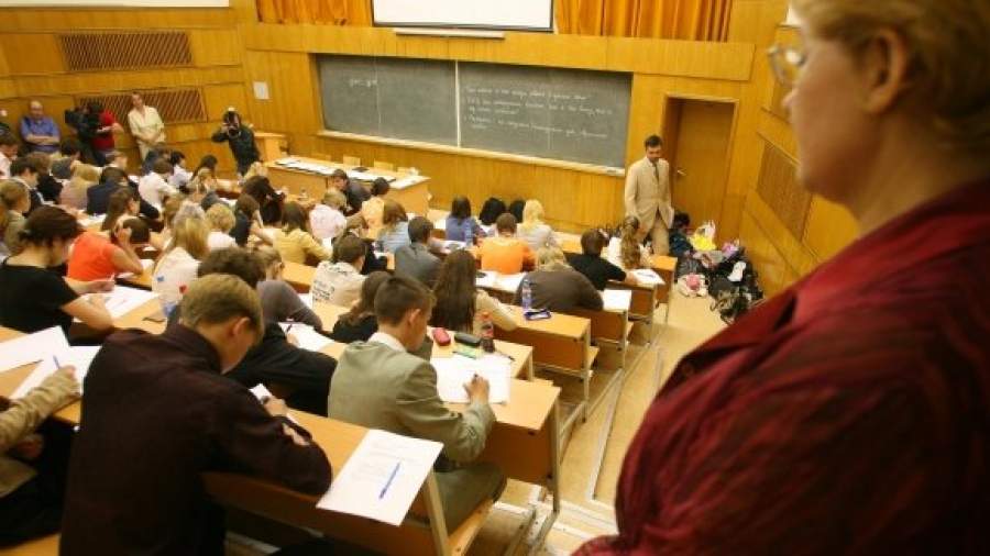 Российские студенты просят увеличить стипендии на 25%