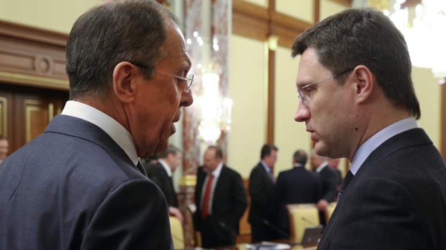 МИД и Минэнерго разошлись во мнениях по вопросу снижения добычи нефти