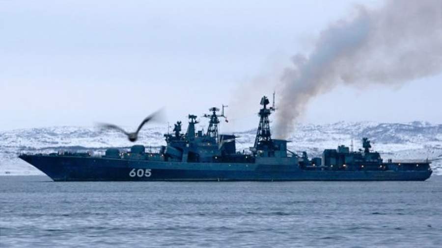 В Арктике завершили учения корабли Северного флота