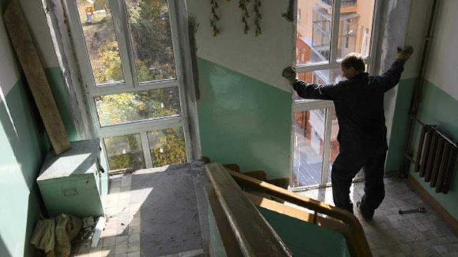 Регионы не использовали 34 млрд рублей взносов на капремонт