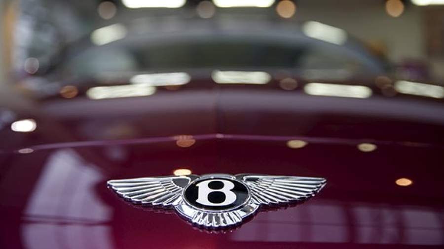 Владелец Bentley отсудил более 1,5 млн рублей у страховщика