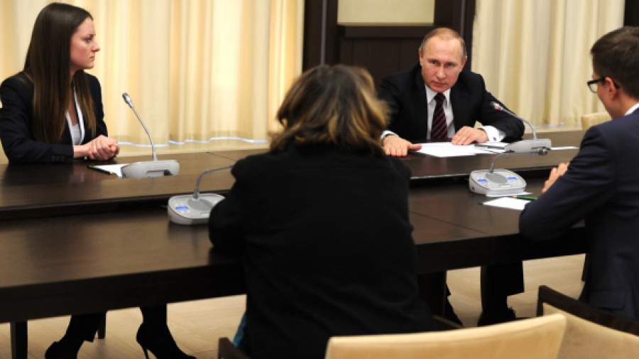 Путин против политизации фестиваля молодежи и студентов в Сочи
