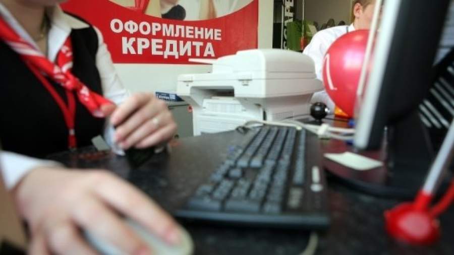 Банки стали вдвое несговорчивее с заемщиками