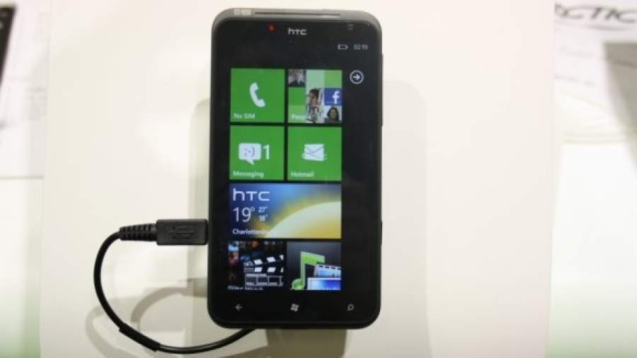 Диктат Microsoft не дал HTC проявить фантазию