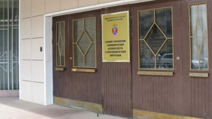 Восемь сотрудников Управления «Б» попались на провокации взятки