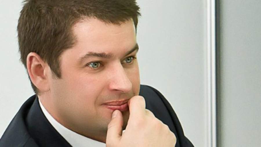Еделев-младший отошел от дела в отпуск