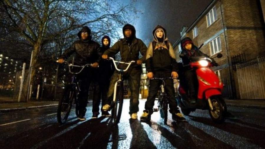 "Чужие на районе": Свои среди «чужих»