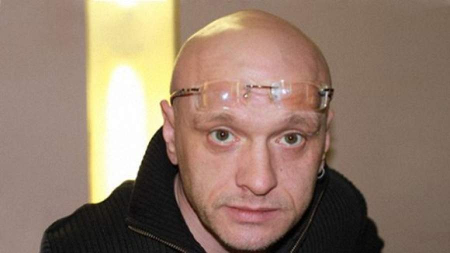 «В театр зритель приходит поплакать, а лозунги можно послушать на митинге»