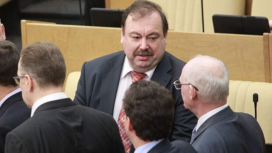 Геннадий Гудков грозит парламентским кризисом