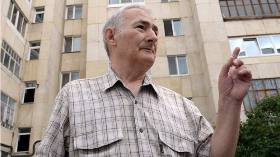 Отец Владислава Суркова не советует сыну уходить в оппозицию