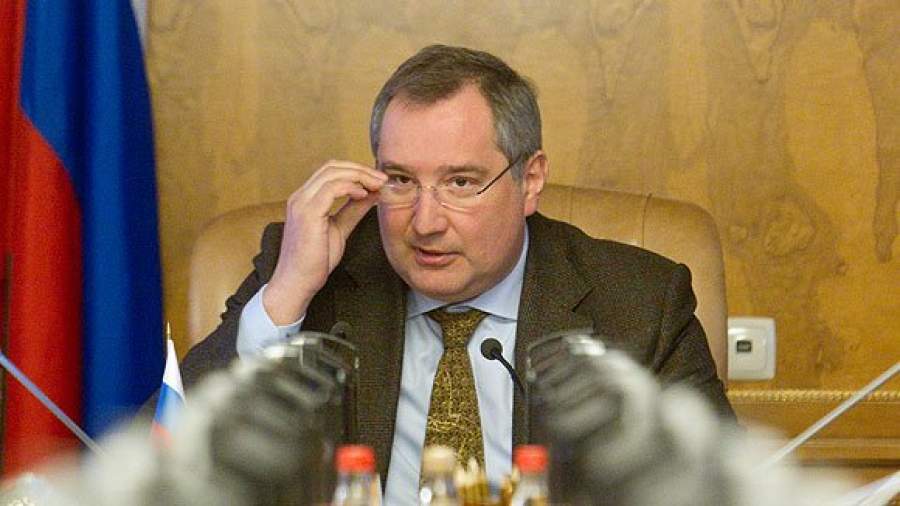 Рогозин подчинил себе министров