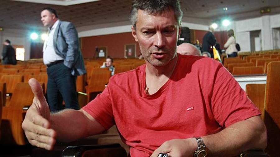 На помощь Прохорову спешит Ройзман