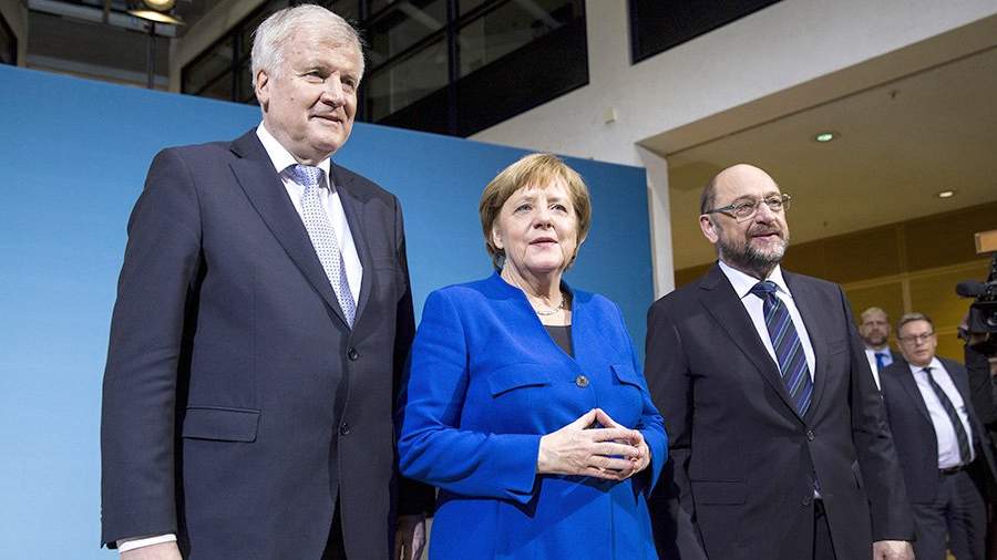 Часть германских социал-демократов как и раньше против коалиции с альянсом Меркель
