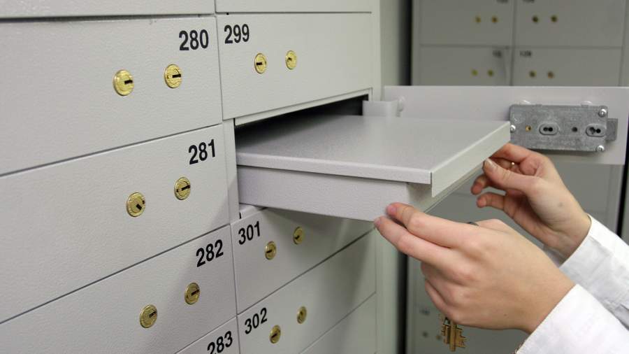 bank deposit box cave fish Why customers leave raw fish in safety deposit boxes