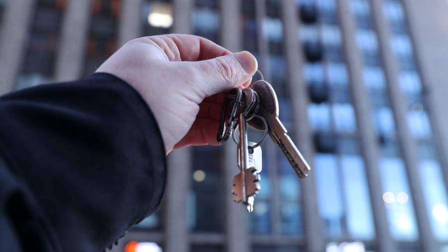 Съездить и купить: где в России можно взять ипотеку под 0,1%