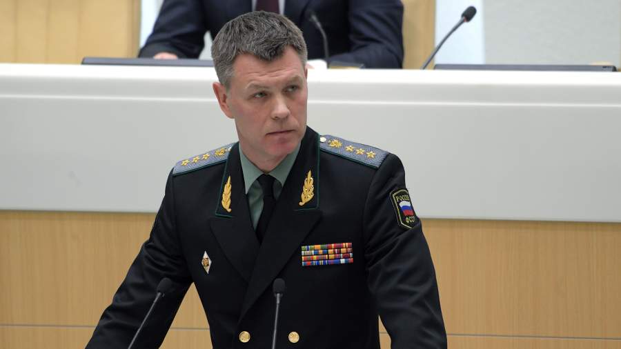 «В одном из регионов должника нашли под обшивкой потолка»