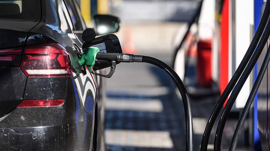 Биржи карман: рыночные цены на бензин и дизель в РФ выросли на 10–14%