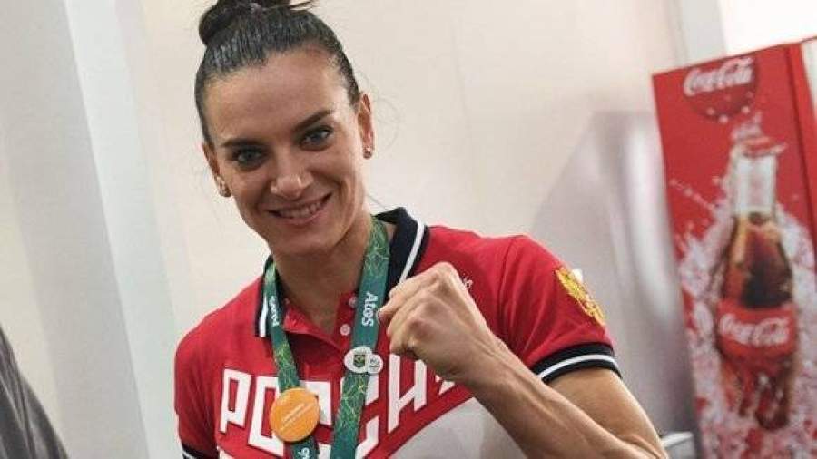 Елена Исинбаева простила чиновников IAAF спустя четыре дня