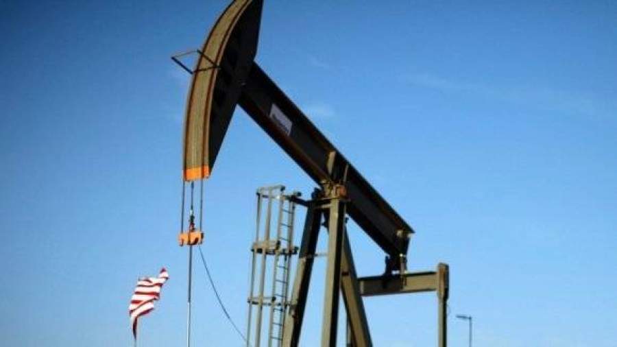 В США продавцы нефти платят покупателям, чтобы избавиться от сырья