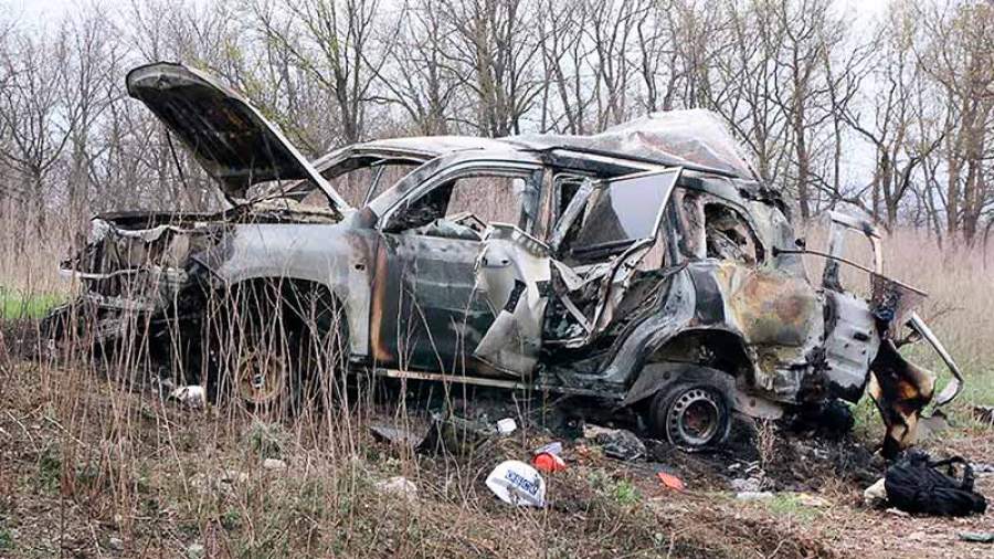 ВСУ обстреливают район подрыва автомобиля ОБСЕ