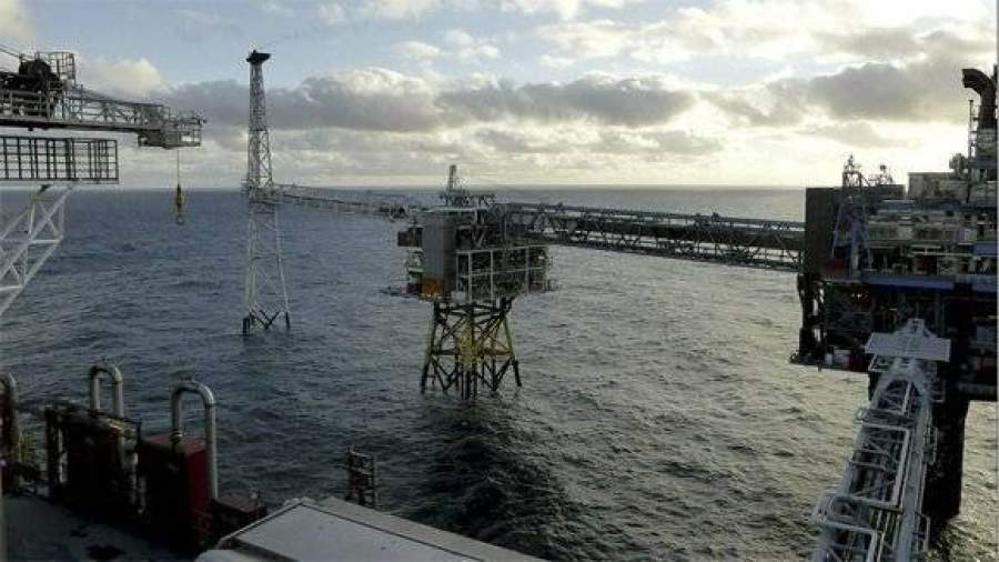 «Роснефть» и Statoil начали бурение в Охотском море