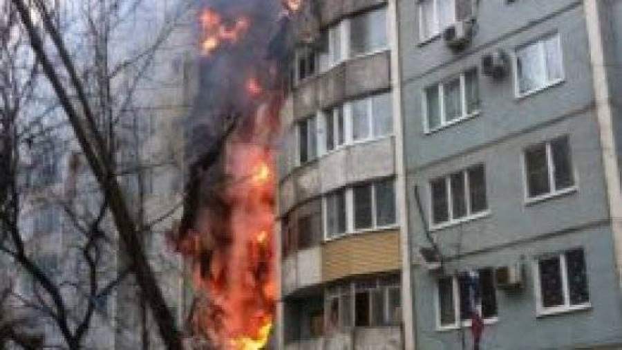 Момент второго взрыва в жилом доме в Волгограде сняли на видео