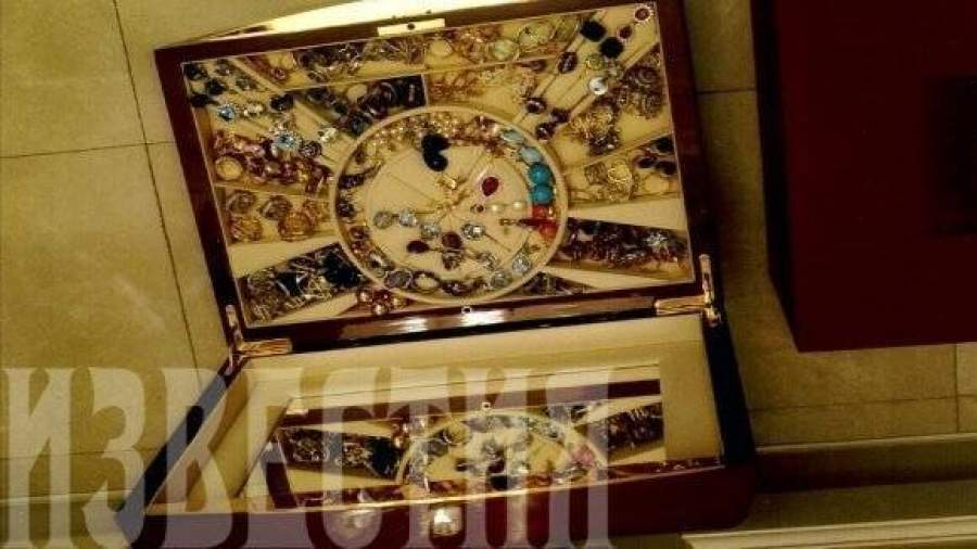 У экс-подчиненной Сердюкова изъяли золота на миллионы долларов