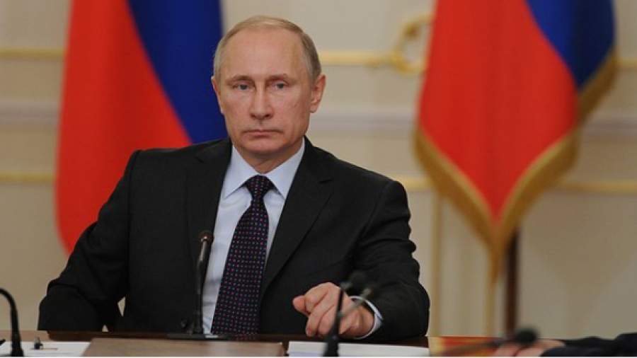 Владимир Путин сократил 10% российских чиновников и силовиков