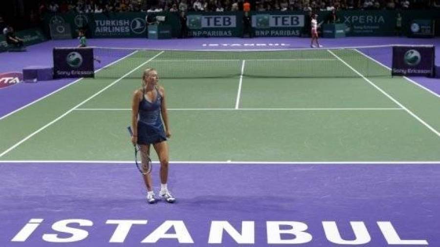Шарапова вылетела из первой тройки рейтинга WTA