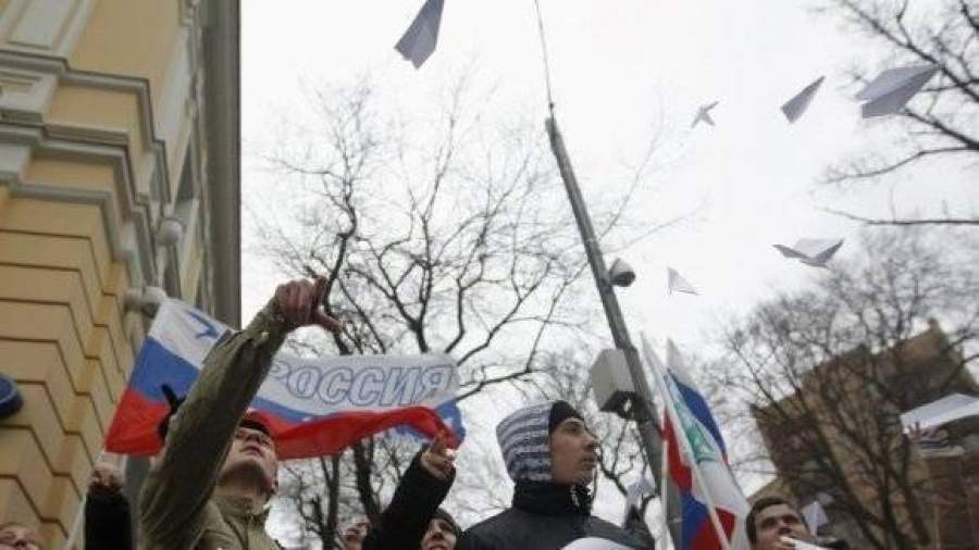 Таджикским мигрантам могут запретить въезд в Россию