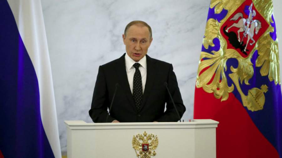 Путин ждет предложений по сокращению армии контролеров